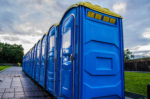 Portable restroom solutions in Frontenac, MO